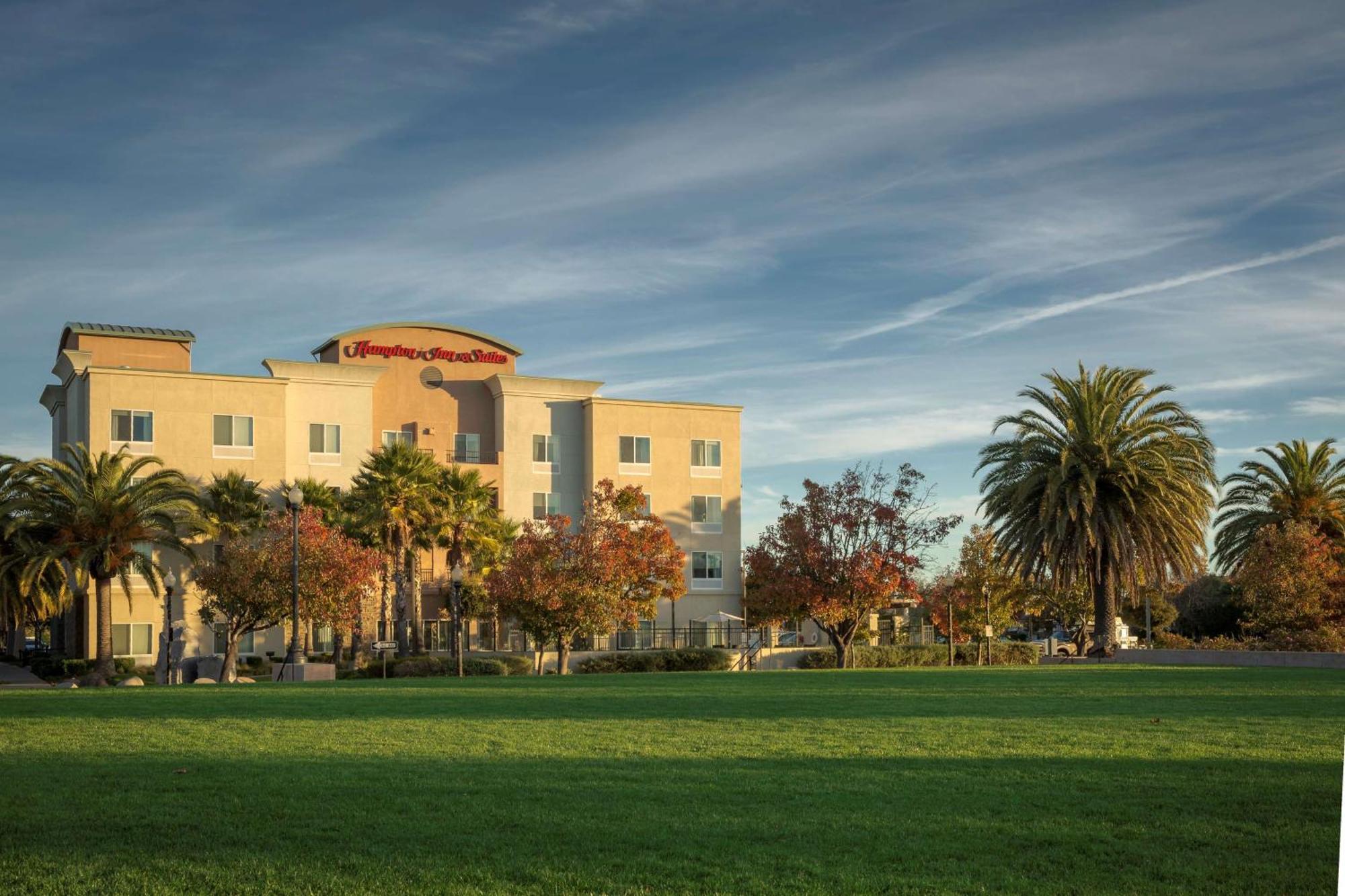 Hampton Inn & Suites Suisun City Waterfront Kültér fotó